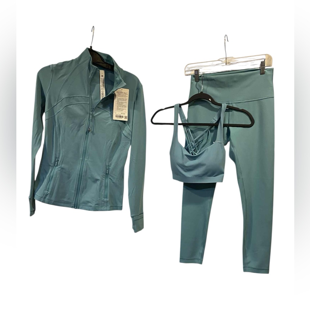 Nwt Lululemon Leggings, Bra And Jacket Set Washed Blue Size 8